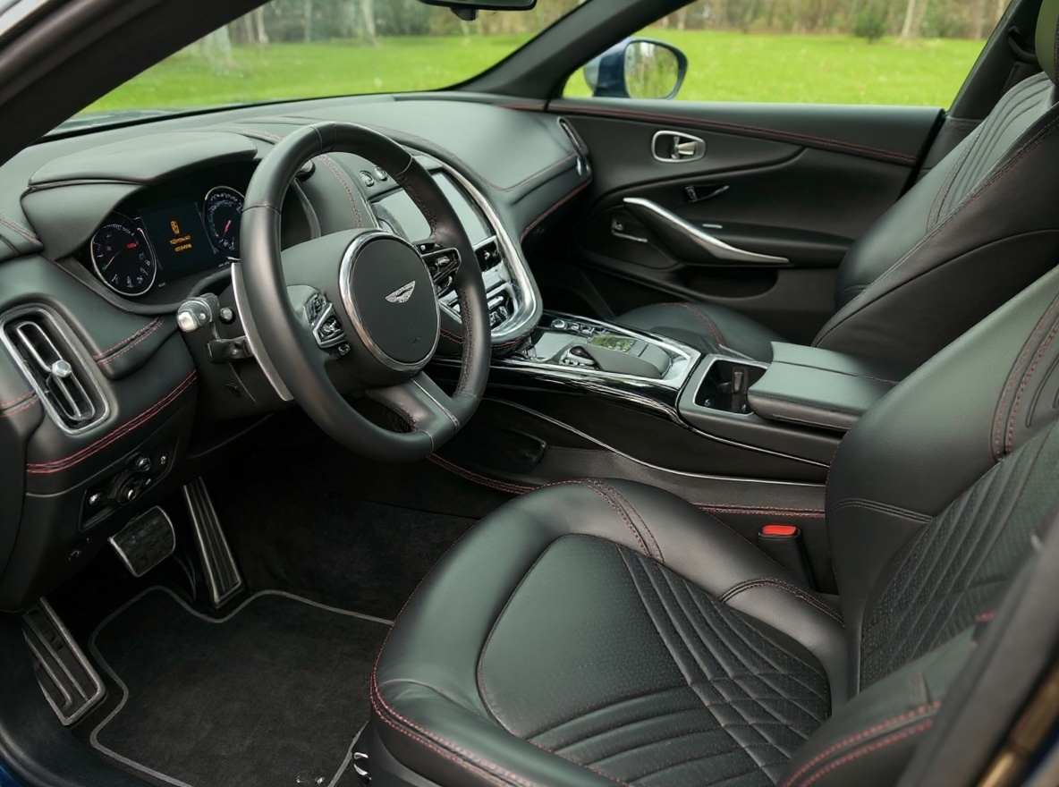 Aston Martin DBX Rental Chicago | Luxury SUV Near O'Hare Airport